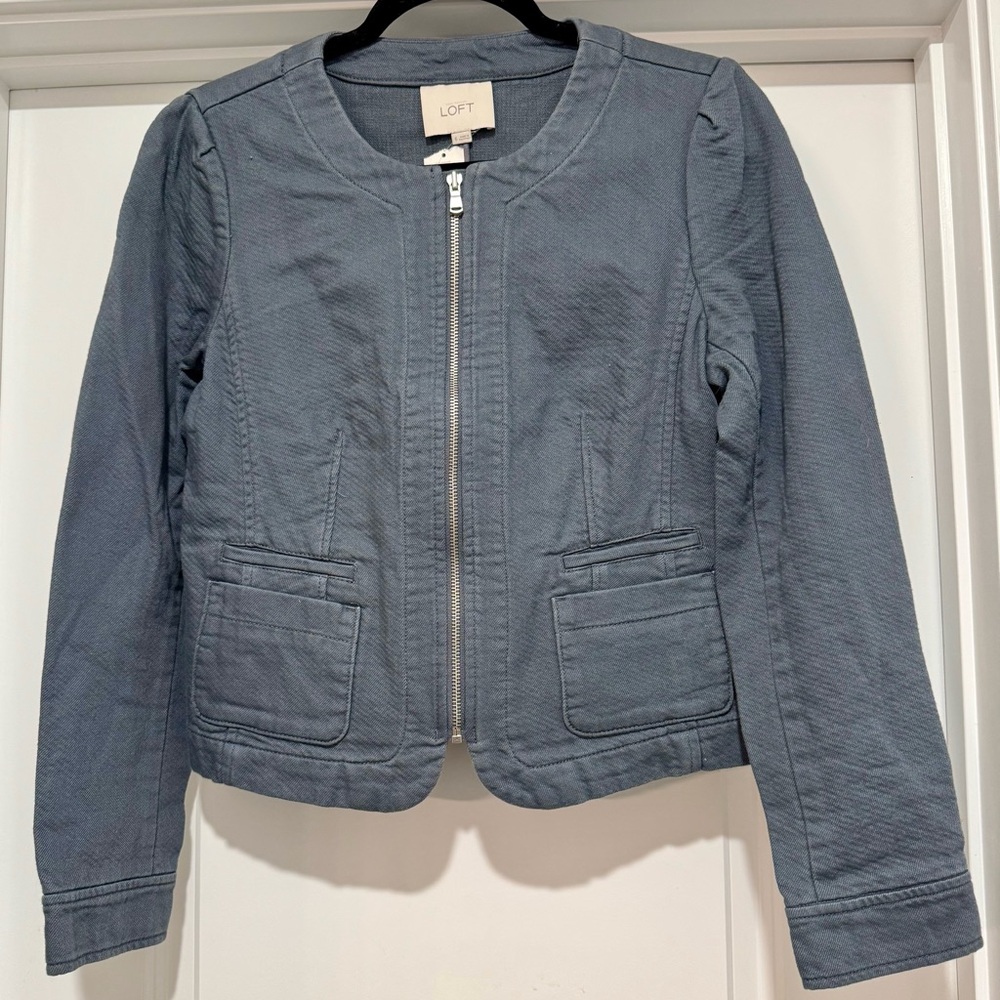 NWT LOFT Women's Gray Cotton Lightweight Jacket Size 6